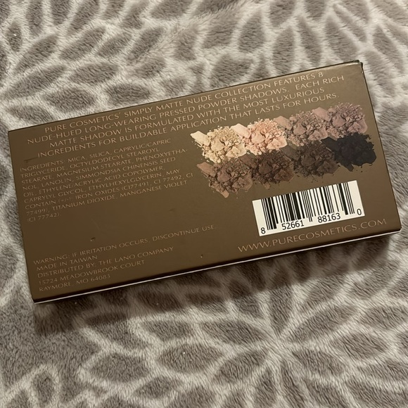 Pure cosmetics simply matte nude collection (new) - Picture 2 of 3